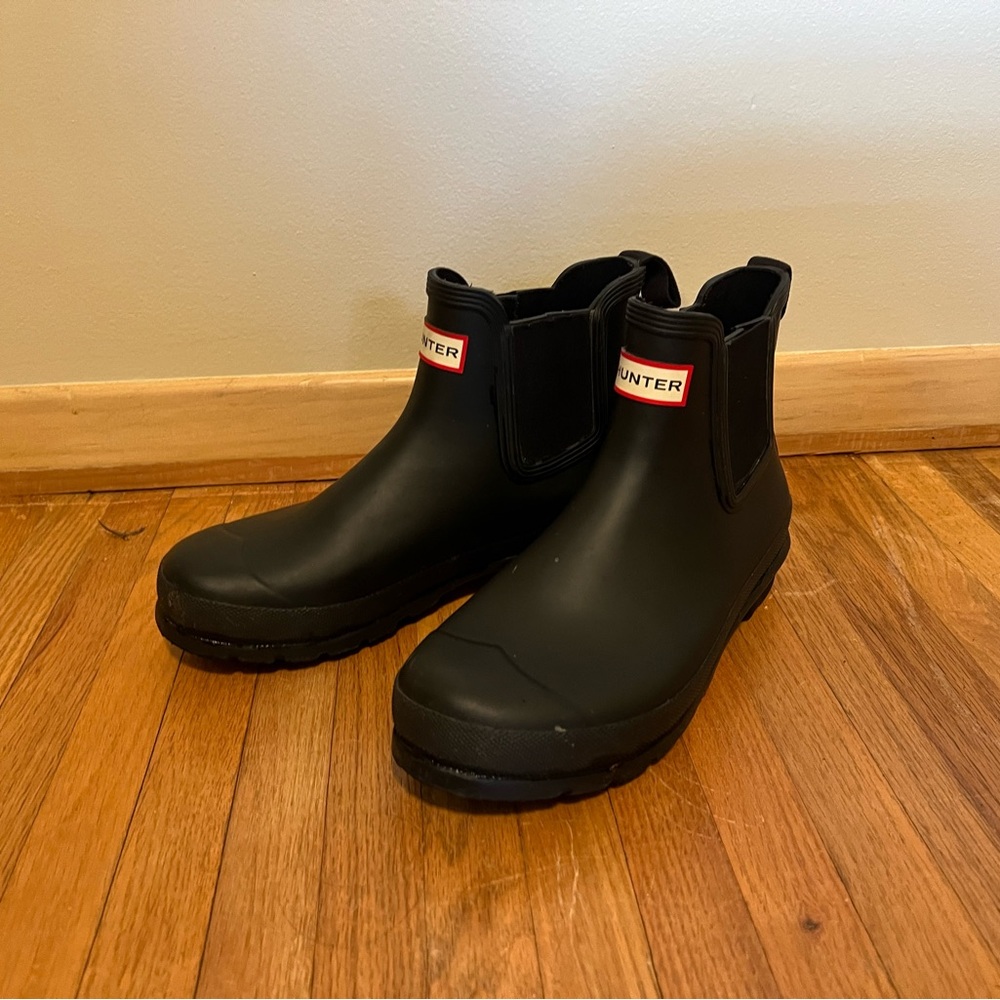 Hunter women’s ankle boots - size 9